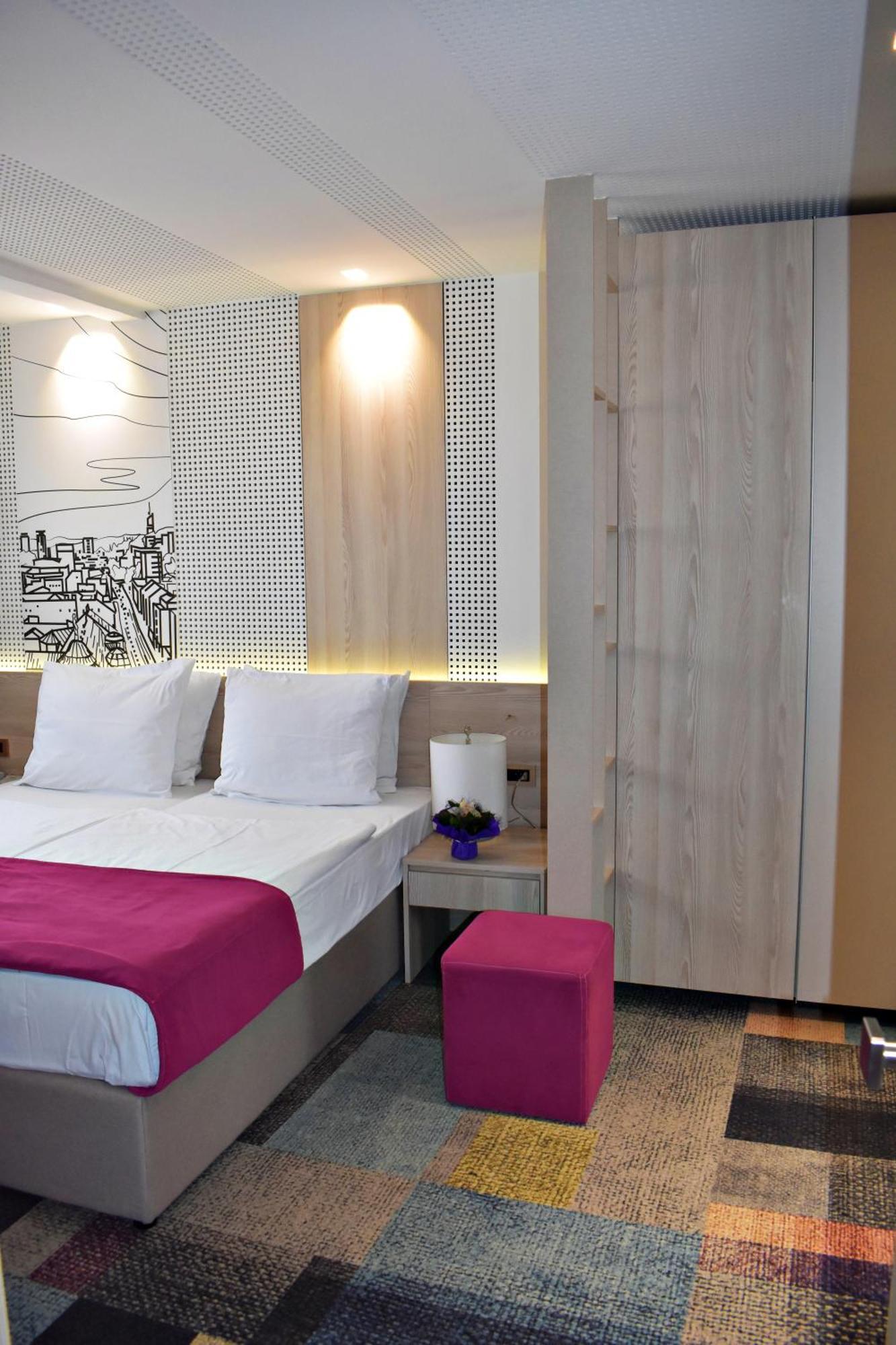 Cosmopolit Hotel